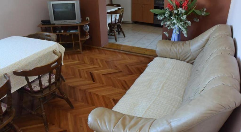 Apartment Julietta Пироваць Екстер'єр фото