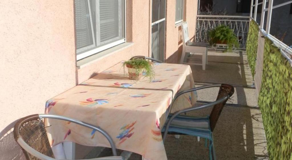Apartment Julietta Пироваць Екстер'єр фото